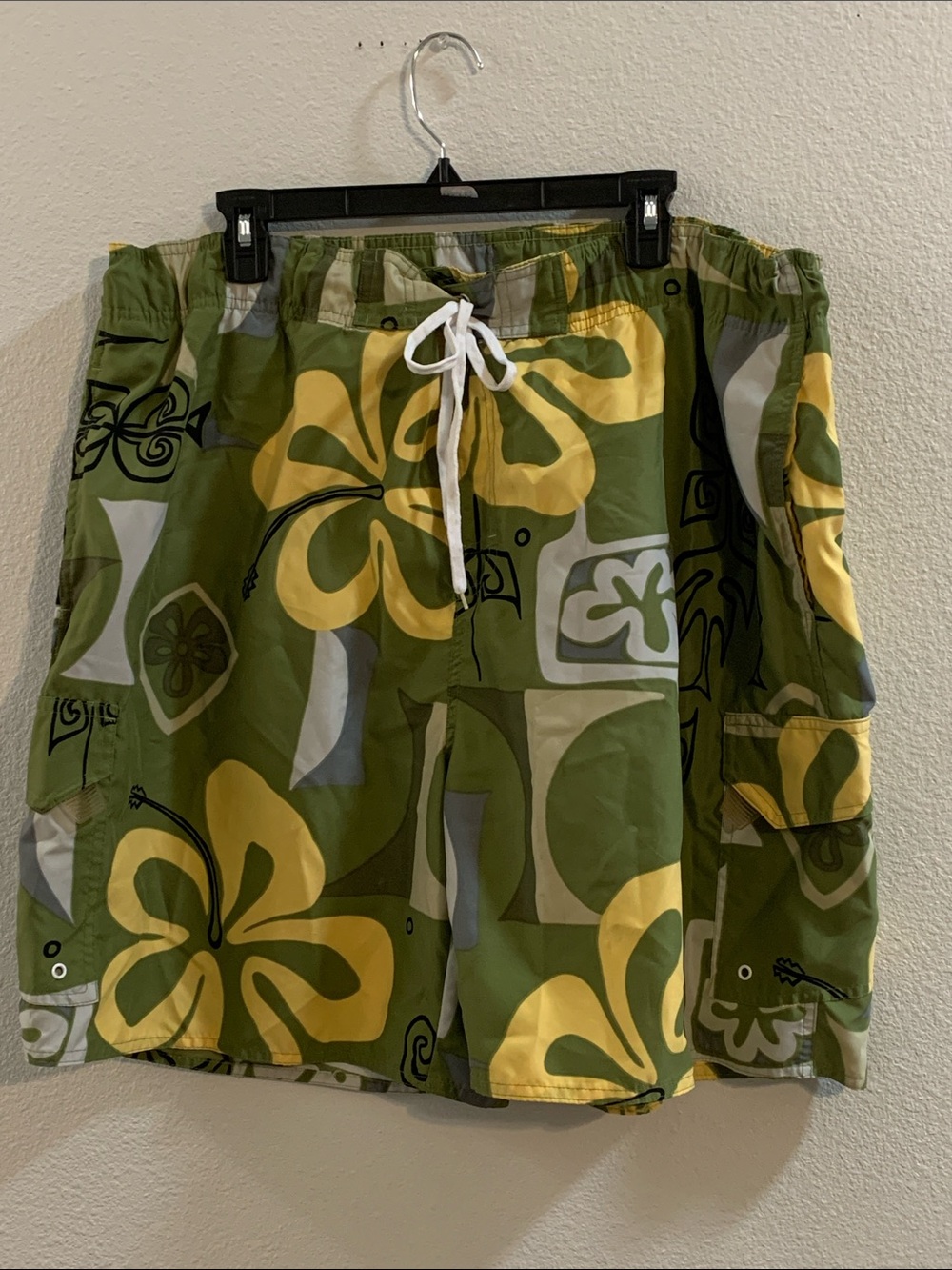 Men's Olive & Yellow Floral Board Shorts with Drawstring
